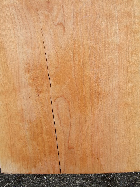 半額通販キルティッドメープル　片耳付き　木材　棚板 木材